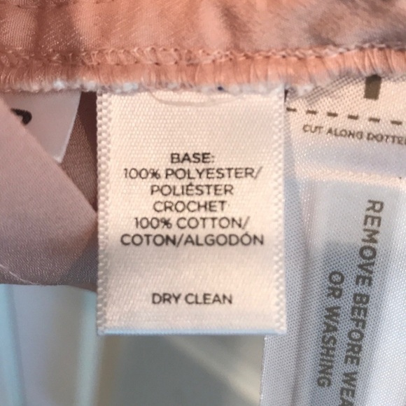 LOFT brand size L pullover lined sleeveless top. - Picture 4 of 5